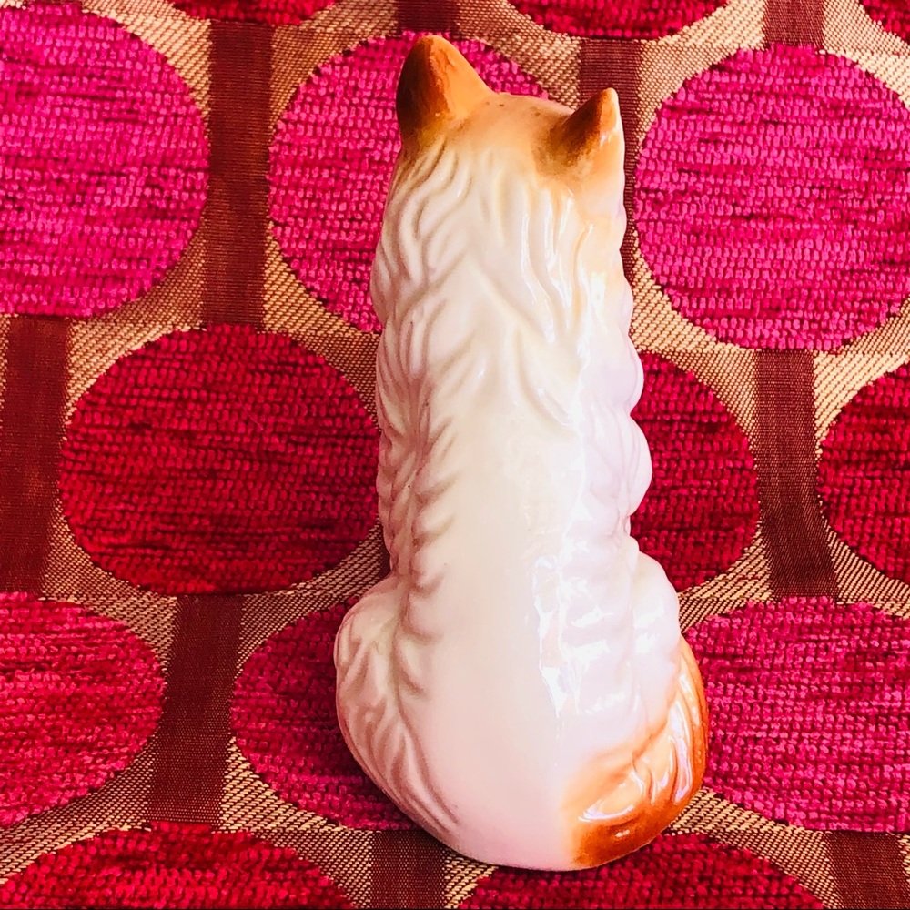 Vintage Porcelain Cat Figurine - Picture 3 of 7